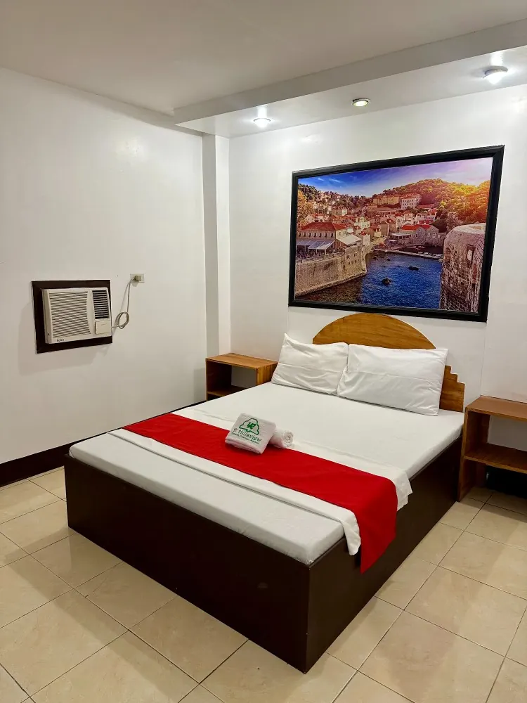 Standard Room at D'hillsview Hotel